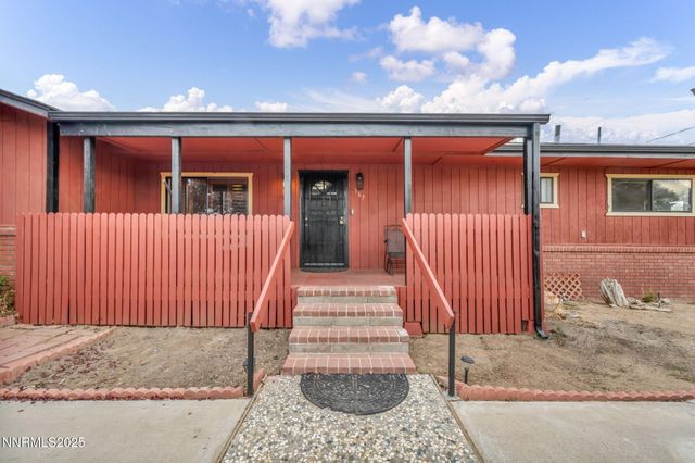 167 E 7th Avenue, Sun Valley, NV 89433