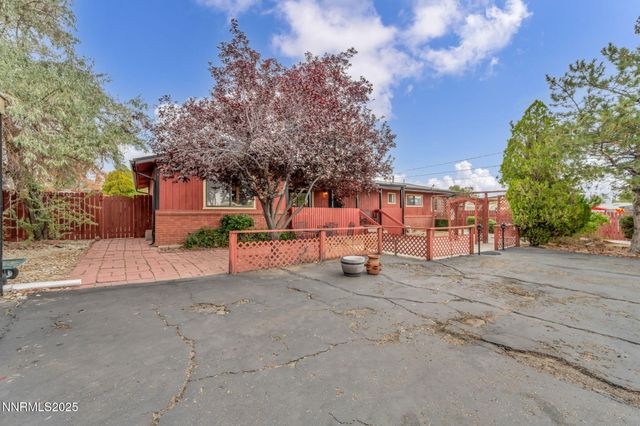 167 E 7th Avenue, Sun Valley, NV 89433