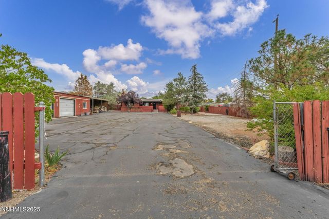 167 E 7th Avenue, Sun Valley, NV 89433