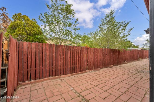 167 E 7th Avenue, Sun Valley, NV 89433