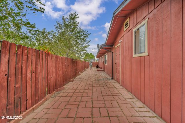 167 E 7th Avenue, Sun Valley, NV 89433