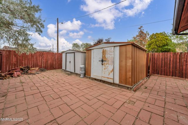 167 E 7th Avenue, Sun Valley, NV 89433