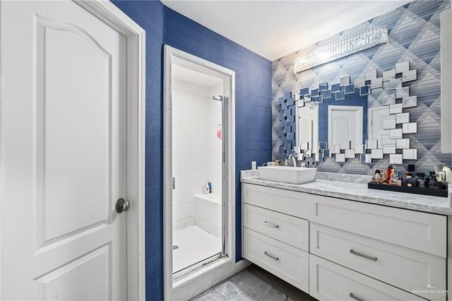 1704 Crown Pointe Boulevard, Mission, TX 78572