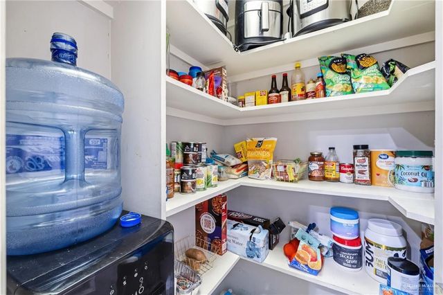 1704 Crown Pointe Boulevard, Mission, TX 78572