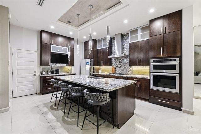 1704 Crown Pointe Boulevard, Mission, TX 78572