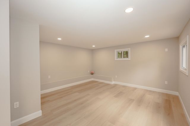 112 Gilson Road, Nashua, NH 03062