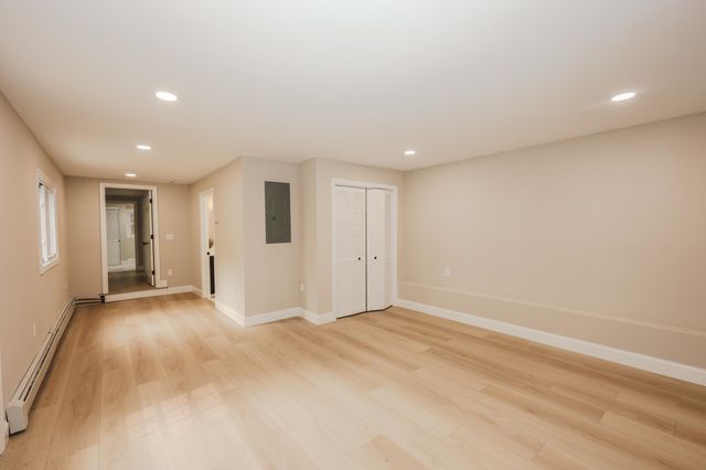 112 Gilson Road, Nashua, NH 03062