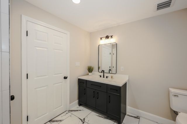 112 Gilson Road, Nashua, NH 03062