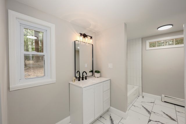 112 Gilson Road, Nashua, NH 03062