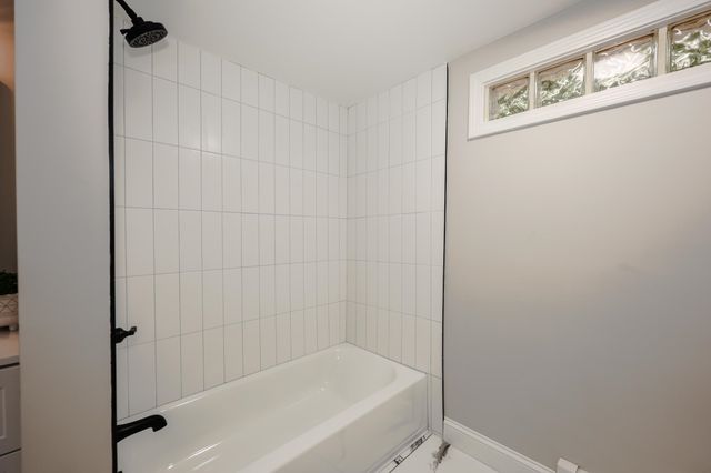 112 Gilson Road, Nashua, NH 03062