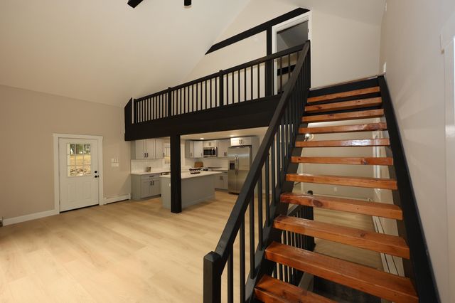 112 Gilson Road, Nashua, NH 03062