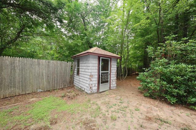 112 Gilson Road, Nashua, NH 03062