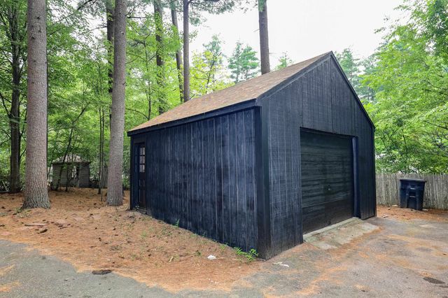 112 Gilson Road, Nashua, NH 03062