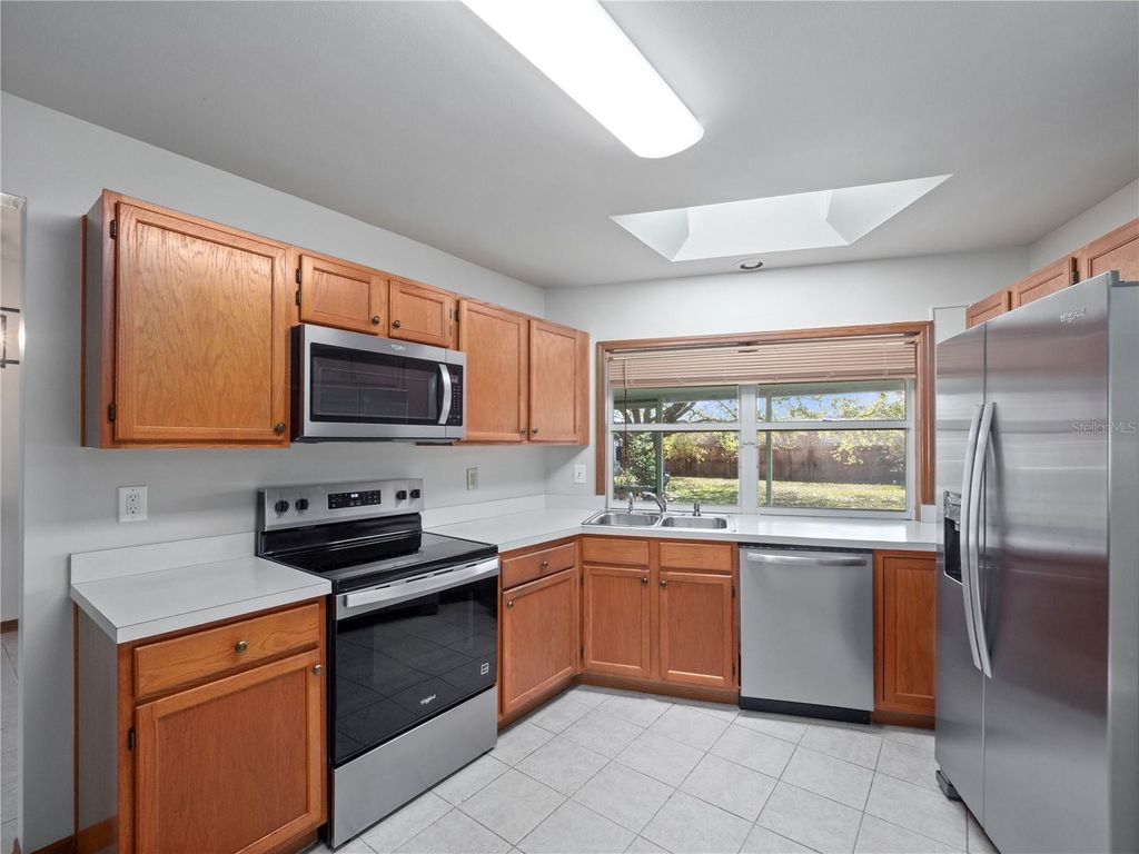 Image 11 of property listing at 1175 BANCROFT STREET, Deltona, FL 32725