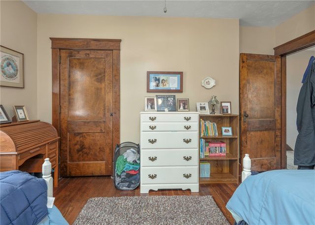 216 Ramsey Ave, Bridgeville, PA 15017