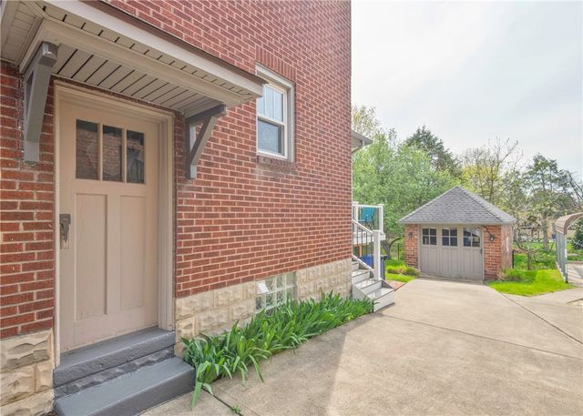 216 Ramsey Ave, Bridgeville, PA 15017