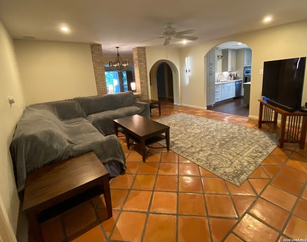 3131 HITCHING POST ST, San Antonio, TX 78217