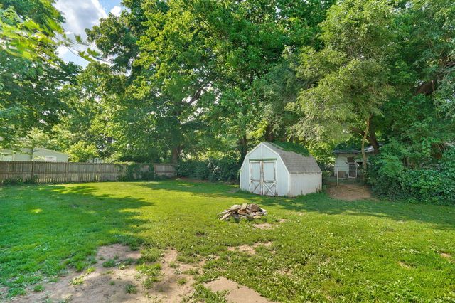 1105 N Prospect Avenue, Springfield, MO 65802