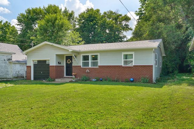 1105 N Prospect Avenue, Springfield, MO 65802