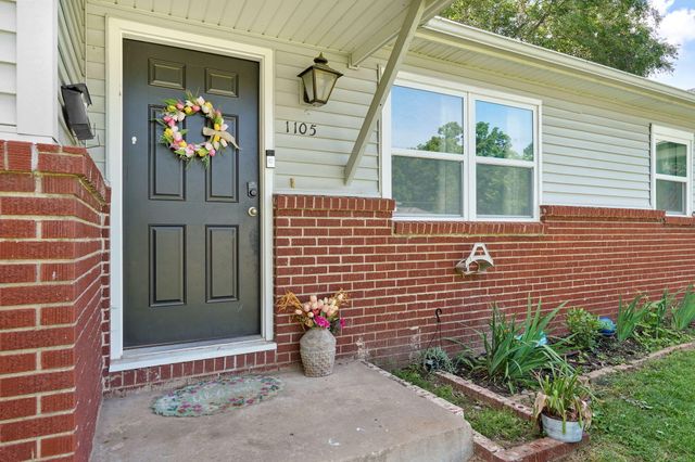 1105 N Prospect Avenue, Springfield, MO 65802