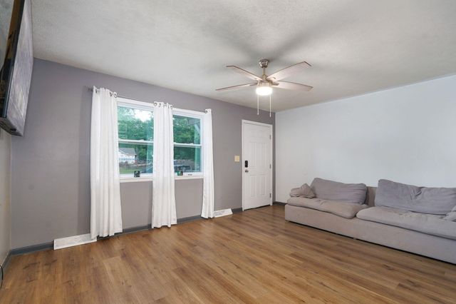 1105 N Prospect Avenue, Springfield, MO 65802