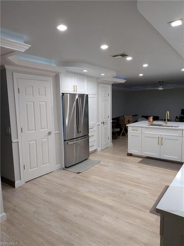 14991 Savannah DR, Naples, FL 34119