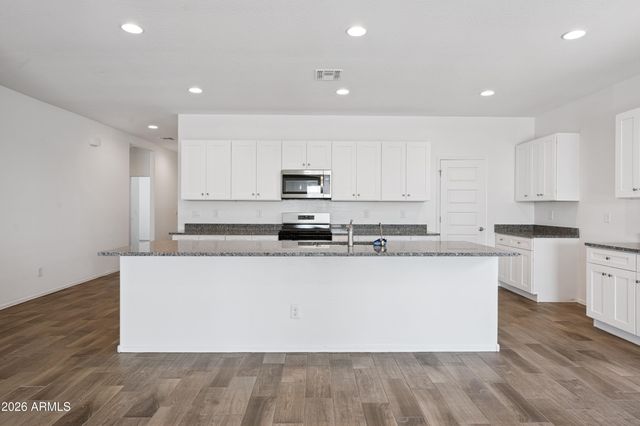 22085 N Dawn View Drive, Maricopa, AZ 85139