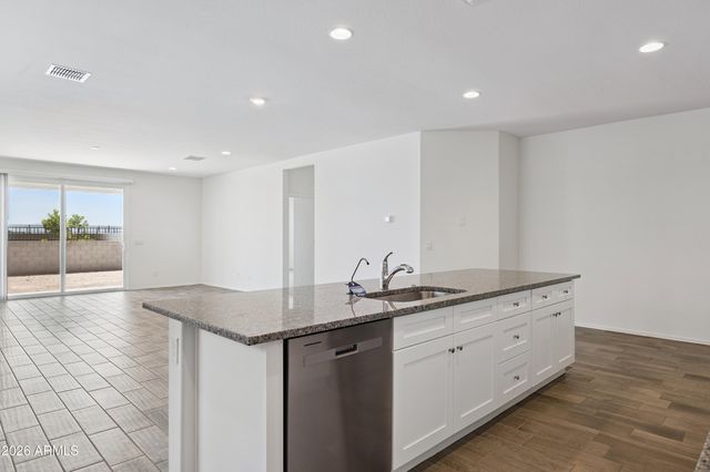 22085 N Dawn View Drive, Maricopa, AZ 85139