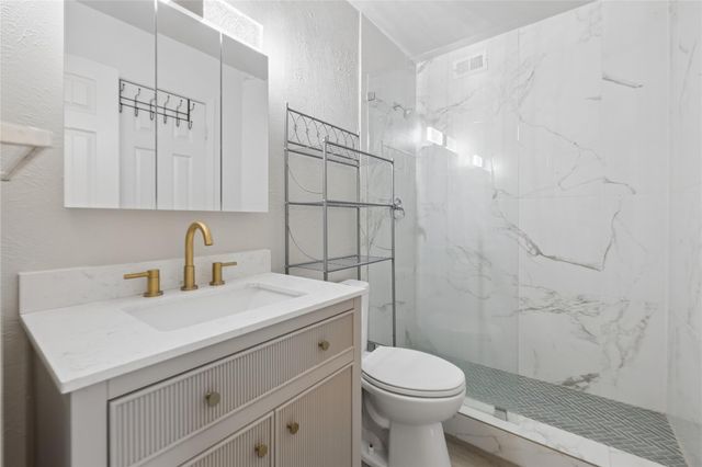 820 Sahara Ave B, Austin, TX 78745