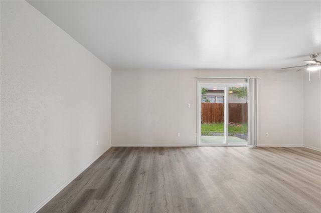 820 Sahara Ave B, Austin, TX 78745