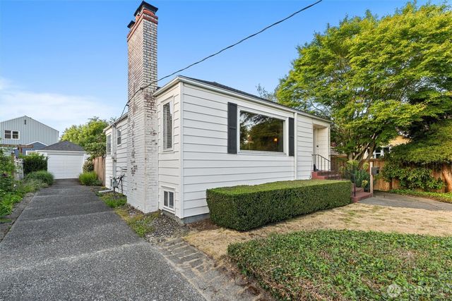 310 NW 75th Street, Seattle, WA 98117