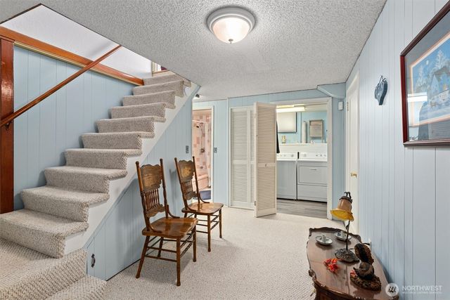 310 NW 75th Street, Seattle, WA 98117