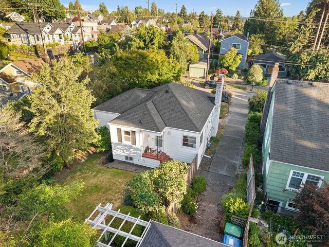 310 NW 75th Street, Seattle, WA 98117