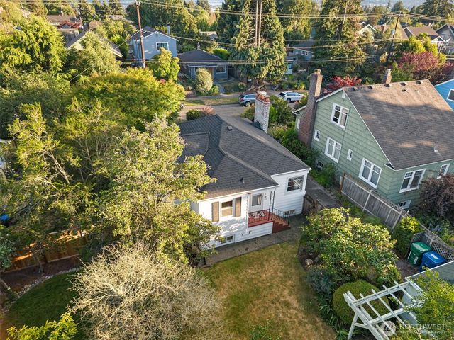310 NW 75th Street, Seattle, WA 98117
