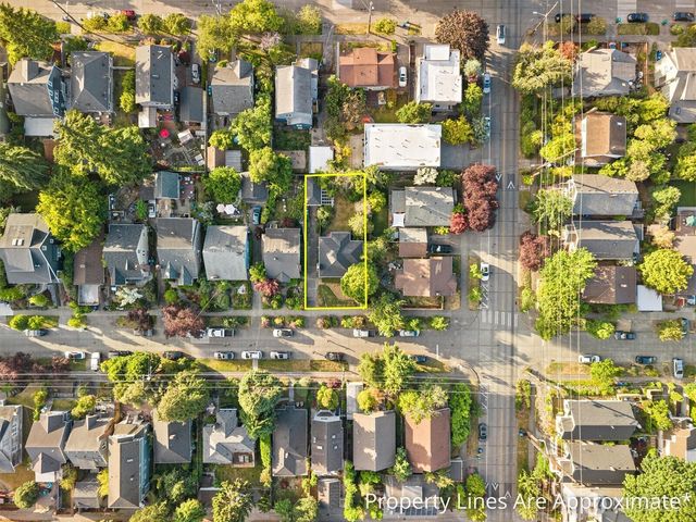 310 NW 75th Street, Seattle, WA 98117
