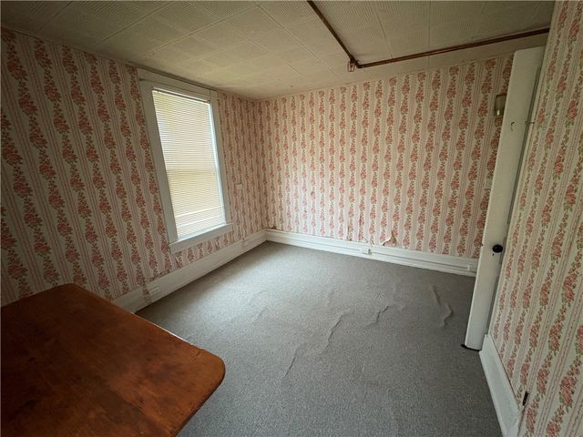 27 Cedar Street, Oneonta, NY 13820