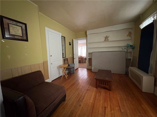 27 Cedar Street, Oneonta, NY 13820