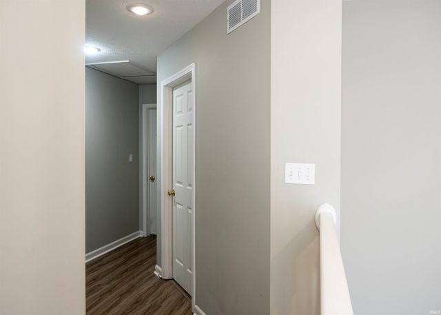 3504 S Oaklawn Circle, Bloomington, IN 47401