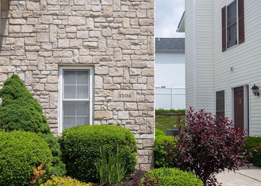 3504 S Oaklawn Circle, Bloomington, IN 47401