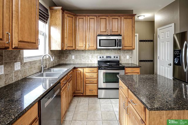 18901 Hansen Street, Omaha, NE 68130