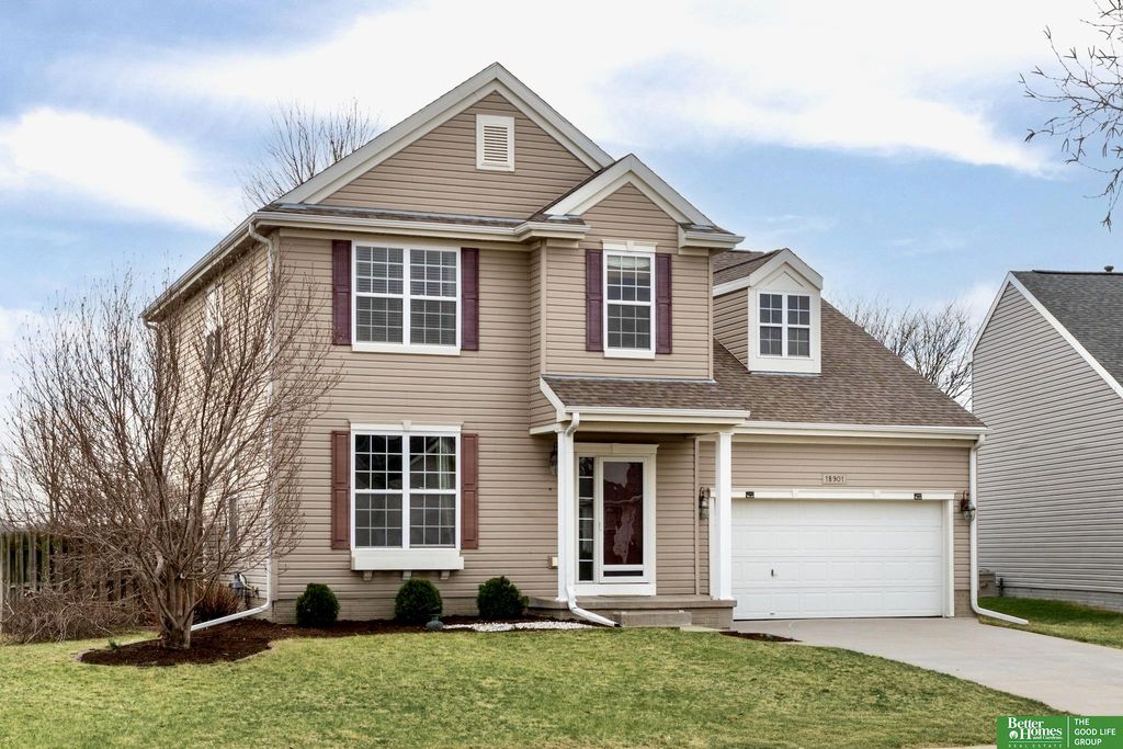 18901 Hansen Street, Omaha, NE 68130