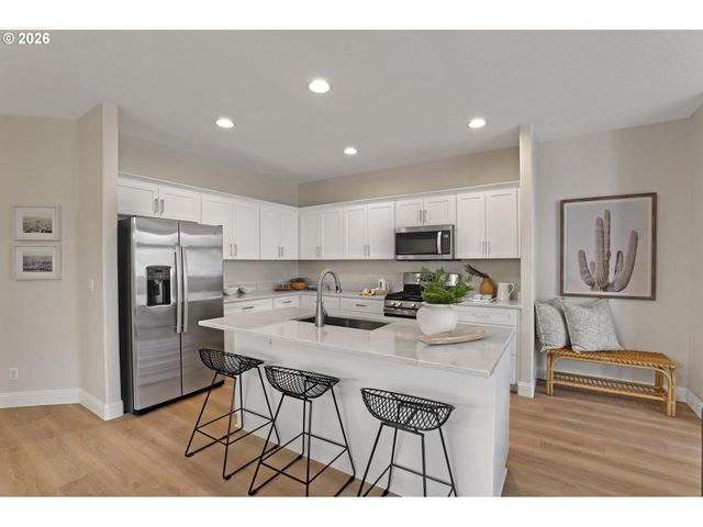 16753 Sw 134TH Ter, Portland, OR 97224