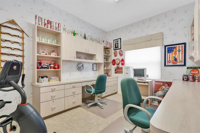 4973 60TH AVENUE S, St Petersburg, FL 33715