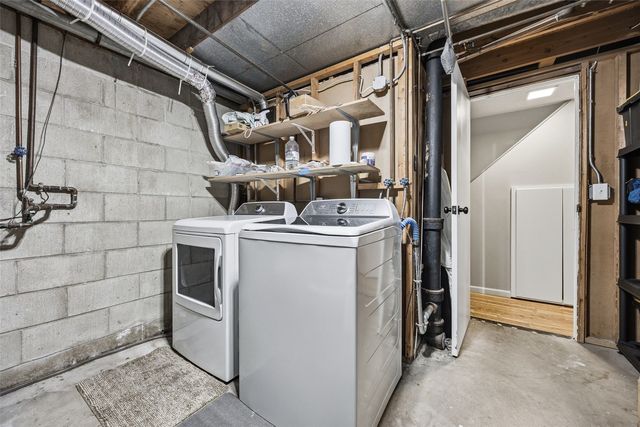 419 Peterson St, Iowa City, IA 52245