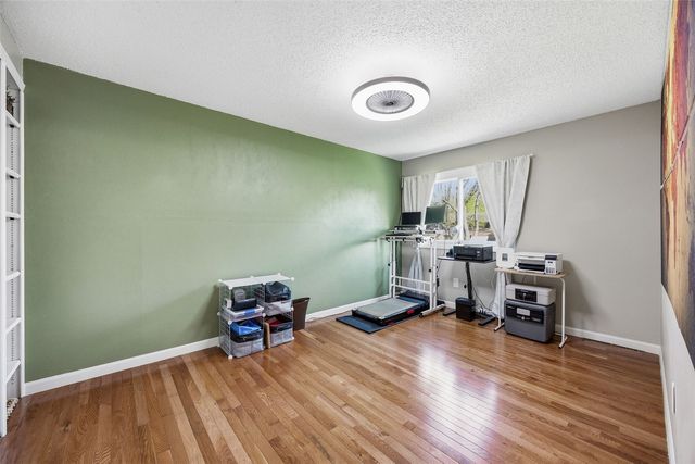 419 Peterson St, Iowa City, IA 52245