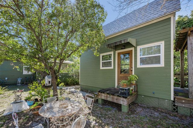 3411 W BAY AVENUE, Tampa, FL 33611