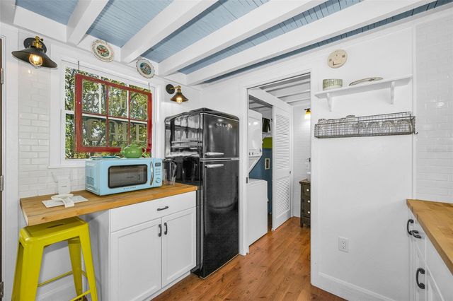 3411 W BAY AVENUE, Tampa, FL 33611