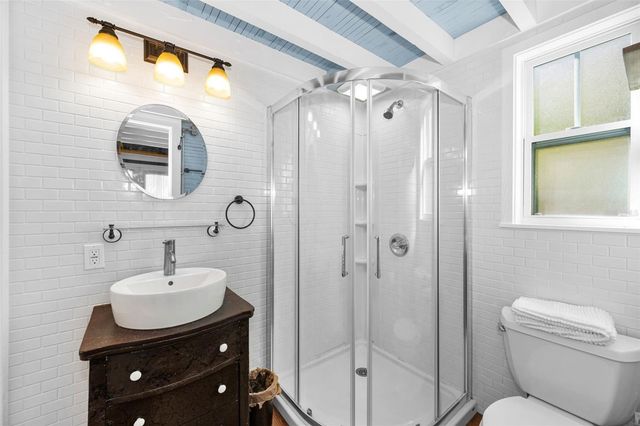 3411 W BAY AVENUE, Tampa, FL 33611