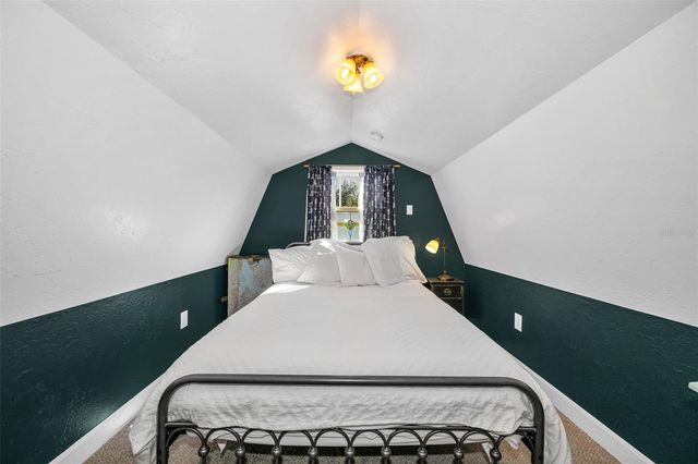 3411 W BAY AVENUE, Tampa, FL 33611