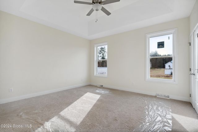 9 Brookhaven Court, Wilton, NY 12866